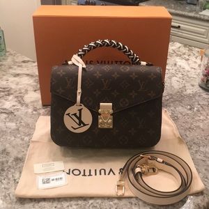 ❌SOLD❌ BRAND NEW- LOUIS VUITTON POCHETTE METIS